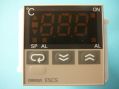 Regulator temperatury E5CS-R1KJX-520 24V AC/DC